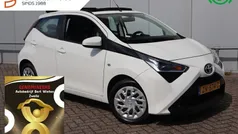 Gebruikt 2019 Toyota Aygo X-play Hatchback | € 10.995 (Eerlijke prijs)