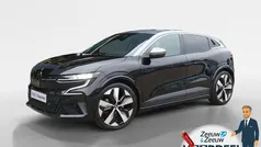 Zwart Gebruikt 2023 Renault Mégane Techno Hatchback | € 28.450 (Eerlijke prijs)
