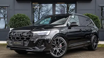 Nieuw Audi SQ7 Advanced 507 PK (372 kW) 2025 Zwart, metallic lak SUV