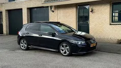 Zwart Gebruikt 2020 VW Golf VII R-line Hatchback | € 29.950 (Eerlijke prijs)