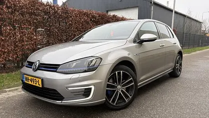 Occasion 2015 VW Golf VII GTE Hatchback | € 8.450 (Goede deal)