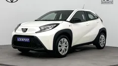 Wit Nieuw 2024 Toyota Aygo Play Hatchback | € 21.250 (Eerlijke prijs)
