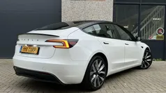 Zwart Gebruikt 2024 Tesla Model 3 Standard Range Sedan | € 36.500 (Eerlijke prijs)
