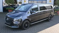 Gebruikt 2024 Mercedes V300 AMG MPV | € 132.950