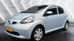 Blauw Gebruikt 2008 Toyota Aygo Hatchback | € 2.440 (Eerlijke prijs)