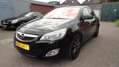 Zwart Gebruikt 2010 Opel Astra Edition Hatchback | € 4.250 (Eerlijke prijs)
