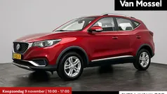 Rood Gebruikt 2021 MG ZS Comfort Sedan | € 13.395 (Goede deal)