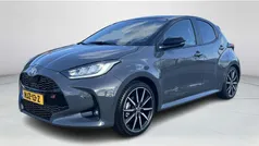 Gebruikt 2025 Toyota Yaris Hybrid Sport Hatchback | € 35.950 (Eerlijke prijs)