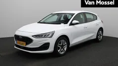 Wit Gebruikt 2022 Ford Focus Hatchback | € 14.645 (Goede deal)