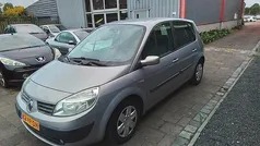 Beige Gebruikt 2005 Renault Scénic II Dynamique MPV | € 1.495 (Eerlijke prijs)
