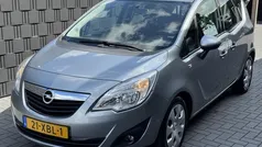 Grijs Gebruikt 2012 Opel Meriva MPV | € 4.350 (Goede deal)