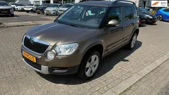 Bruin, metallic lak Gebruikt 2011 Skoda Yeti Tour SUV | € 7.950 (Eerlijke prijs)
