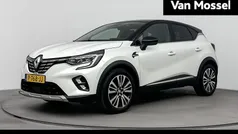Wit Gebruikt 2022 Renault Captur Initiale Paris SUV | € 23.935 (Eerlijke prijs)