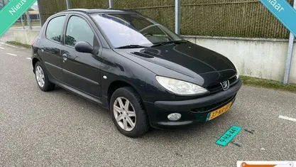 Occasion Peugeot 206 88 PK (64 kW) 2004 Hatchback