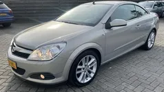 Grijs Gebruikt 2007 Opel Astra Cabriolet Cabriolet | € 2.999 (Eerlijke prijs)