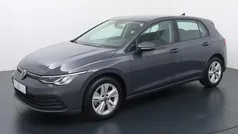 Grijs Gebruikt 2021 VW Golf VIII Life Hatchback | € 21.940 (Goede deal)