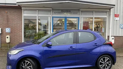 Blauw Occasion 2020 Toyota Yaris Edition Hatchback | € 16.945 (Super prijs)