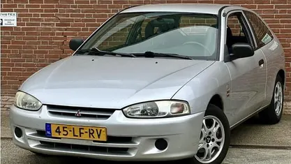 Gebruikt 2003 Mitsubishi Colt Hatchback | € 995 (Eerlijke prijs)