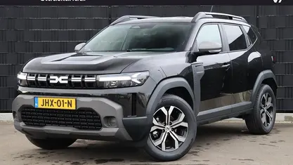 Zwart Occasion 2025 Dacia Duster Expression SUV | € 30.950 (Goede deal)
