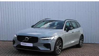 Occasion 2025 Volvo V60 Plus Stationwagen | € 47.950 (Eerlijke prijs)