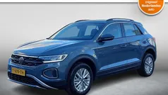 Gebruikt 2023 VW T-Roc Life SUV | € 23.950 (Goede deal)
