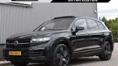 Zwart Gebruikt 2023 VW Touareg R SUV | € 75.950 (Super prijs)
