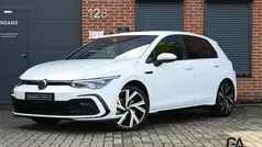 Wit Gebruikt 2021 VW Golf VIII R-line Hatchback | € 27.950 (Eerlijke prijs)