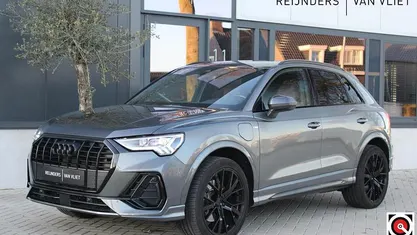 Grijs Gebruikt 2023 Audi Q3 Advanced SUV | € 38.890 (Eerlijke prijs)