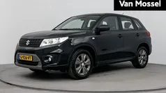 Zwart Gebruikt 2017 Suzuki Vitara Comfort SUV | € 14.430 (Goede deal)