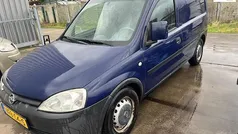 Blauw Gebruikt 2005 Opel Combo MPV | € 3.500 (Eerlijke prijs)