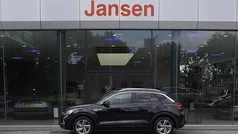 Zwart Gebruikt 2022 VW T-Roc Business+ SUV | € 32.950 (Eerlijke prijs)