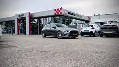Grijs Gebruikt 2020 Mercedes CLA180 Advantage Sedan | € 27.485 (Eerlijke prijs)