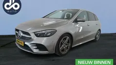 Grijs Gebruikt 2020 Mercedes B200 Business MPV | € 22.934 (Eerlijke prijs)