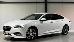 Gebruikt 2017 Opel Insignia OPC Hatchback | € 13.800 (Eerlijke prijs)