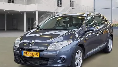 Occasion Renault Mégane GrandTour Dynamique 131 PK (96 kW) 2011 Grijs Stationwagen