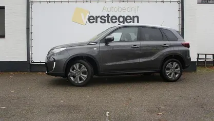 Occasion 2025 Suzuki Vitara SUV | € 27.950 (Eerlijke prijs)