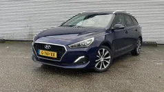 Blauw Gebruikt 2019 Hyundai i30 Premium Stationwagen | € 15.750 (Eerlijke prijs)