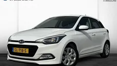 Wit Gebruikt 2018 Hyundai i20 Comfort Hatchback | € 12.650 (Eerlijke prijs)