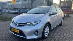 Grijs, metallic lak Gebruikt 2013 Toyota Auris Touring Sports Stationwagen | € 7.950 (Eerlijke prijs)