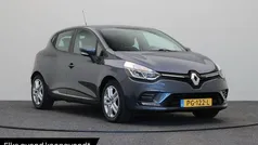 Grijs Gebruikt 2017 Renault Clio IV Zen Hatchback | € 9.245 (Eerlijke prijs)