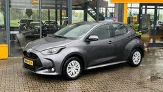 Grijs Gebruikt 2024 Toyota Yaris Active Hatchback | € 23.890 (Eerlijke prijs)