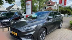 Grijs Gebruikt 2021 Ford Focus Titanium Stationwagen | € 17.450 (Eerlijke prijs)