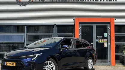 Gebruikt 2024 Toyota Corolla Style Stationwagen | € 25.950 (Eerlijke prijs)