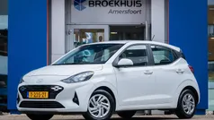 Wit Gebruikt 2023 Hyundai i10 Comfort Hatchback | € 15.595 (Eerlijke prijs)