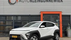 Wit Gebruikt 2024 Hyundai Kona Comfort SUV | € 31.450 (Eerlijke prijs)