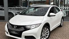 Wit Gebruikt 2014 Honda Civic Comfort Hatchback | € 9.950 (Eerlijke prijs)