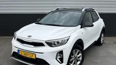 Wit Gebruikt 2021 Kia Stonic SUV | € 16.899 (Eerlijke prijs)