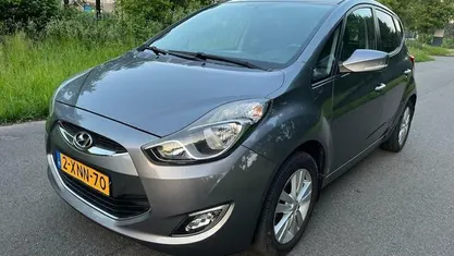 Occasion Hyundai ix20 GO! 90 PK (66 kW) 2014 Grijs Hatchback