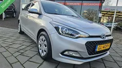 Grijs Gebruikt 2015 Hyundai i20 Comfort Hatchback | € 8.445 (Eerlijke prijs)
