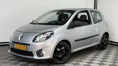 Zilver Gebruikt 2010 Renault Twingo Authentique Hatchback | € 3.775 (Eerlijke prijs)